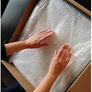 Bubble Wrap Packaging safe handle Transparan